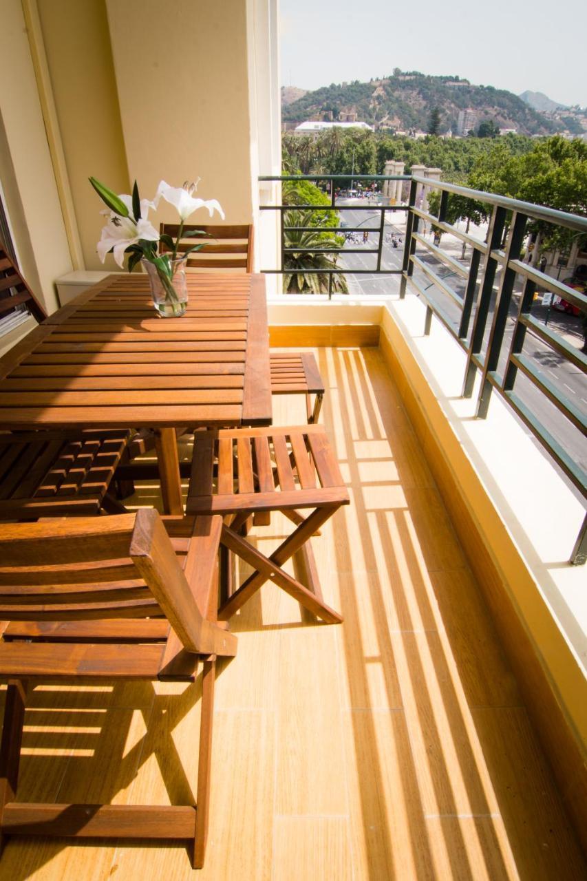 Holidays2malaga Terraza & Junto Puerto Deportivo *